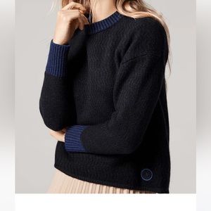 NWT Women’s Allbirds Black and Blue Crewneck Sweater Medium